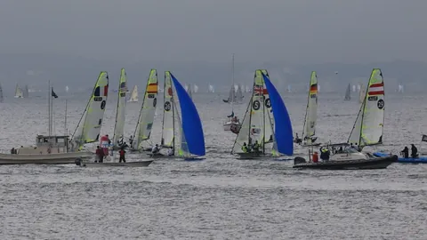 云南玉昆升班马15年梦想成真，3-1逆转战胜利中超豪门